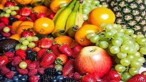 ذكر العديد من الفقهاء أنه إذا رأت الفتاة العزباء في منامها أنها تقوم بإعطاء الطعام لشخص ميت وكانت سعيدة وهى تقوم بإطعامه، فهذا يدل على الخير الوفير والرزق الكثير الذي سيأتي لها في الفترات المقبلة. ØªÙØ³ÙŠØ± Ø­Ù„Ù… Ø¥Ø¹Ø·Ø§Ø¡ Ø§Ù„Ù…ÙŠØª Ù„Ù„Ø­ÙŠ ÙØ§ÙƒÙ‡Ø© Ù…ÙˆÙ‚Ø¹ Ø²ÙŠØ§Ø¯Ø©