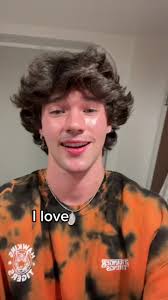 Kyle Howarth (@kyle_1400)'s videos with Original by mxnellz