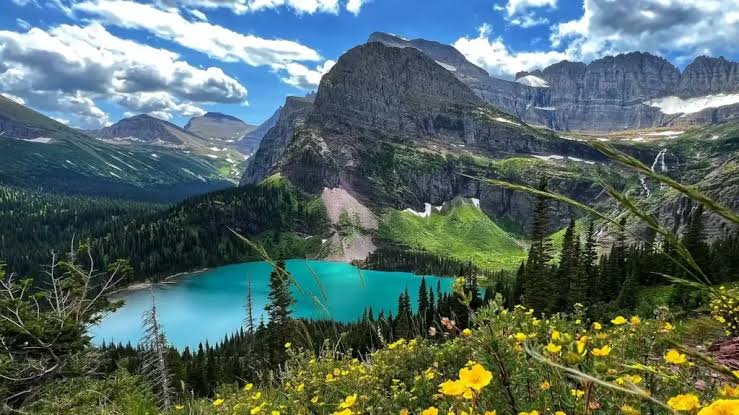 How to Plan a Glacier National Park Trip: 17 Best Tips