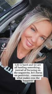 Tammy Wilt's Instagram, Twitter & Facebook