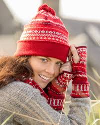 Fair Isle Fingerless Gloves, Wrist Warmers, Gauntlets, Arm Warmers,  Wristlets, Fingerless Mittens. Red