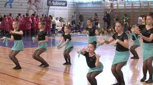 Text integral achizitia de mobilier scolar si echipamente tehnice aferente proiectului „extindere liceu teoretic, amenajare incinta baza sportiva, alei si cai de acces. Formatia Liceului Corneliu Medrea Zlatna Youtube