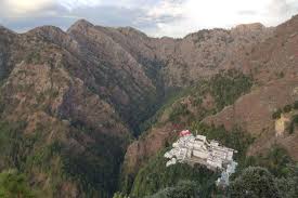 One interesting feature of the vaishno devi temple is the conspicuous absence of any idol or statues inside the cave. Coronavirus Impact Mata Vaishno Devi Shrine In Jammu To Remain Closed From Today Times Of India Travel