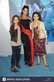 Geboortedatum lilakoi moon werd geboren als lisa michelle bonet. Los Angeles Ca Usa 12 Dez 2018 Lisa Bonet Nakoa Wolf Manakauapo Namakaeha Momoa Lola Iolani Momoa In Der Ankunftshalle Fur Aquaman Premiere Tcl Chinese Theatre Ehemals Grauman S Los Angeles Ca 12 Dezember