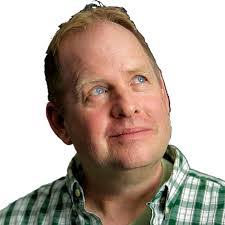 Scott Kennard's Instagram, Twitter & Facebook