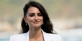 1 027 463 tykkäystä · 312 puhuu tästä. Como Logra Verse Joven Penelope Cruz A Sus 46 Revista Haper S Bazaar Mexico Y Latinoamerica