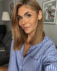 Weekend jak zwykle zbyt szybko minął 🙈🥲 Jak go spędziliście? 🌸  #weekendmood🔛 #styled #kobietapotrzydziestce #blondeinspo