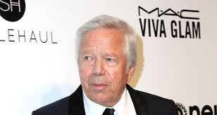 Последние твиты от robert kraft (@robokraft). Robert Kraft Das Riesige Vermogen Des Patriots Besitzers 2021