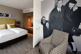 Derzeit gibt es einen 30% rabatt beim kauf von mindestens 2.000 punkten bei marriott bonvoy! Die Geschichte Der Marriott International Hotel Gruppe