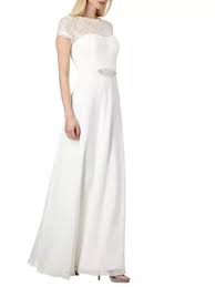 Bei p&c kleider kaufen online & filiale große auswahl beliebter marken kleider kollektion 2021 0€ versand jetzt zu p&c Unique Brautkleid Mit Ziersteinbesatz In Weiss Online Kaufen 9567883 P C At Online Shop Brautkleid Weiss Kleid Hochzeit Brautkleid