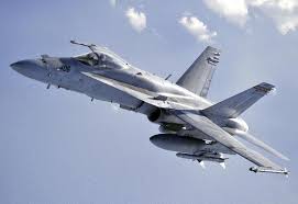 Tila takaohjaamolle on saatu avioniikan uudelleensijoituksella ja kuusi prosenttia pienemmällä polttoainesäiliöllä. Mcdonnell Douglas Fa18 Hornet Multirole Fighter Militaryimages Net