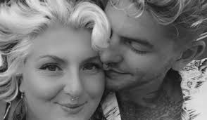 Leah Schaeffer and Wayne Whiteside's Wedding Website