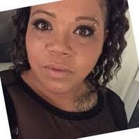 Deanna Clarke's Instagram, Twitter & Facebook