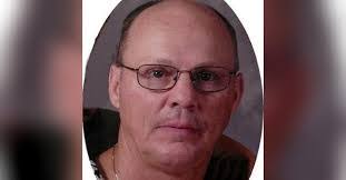 Samantha Martz's Instagram, Twitter & Facebook