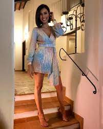 Caterina balivo poses on june 5, 2018 in milan, italy. Caterina Balivo Su Instagram Foto Audaci Spiccano Gambe E Decollete