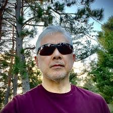 Lori Smock's Instagram, Twitter & Facebook