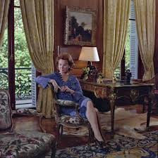 Par la voix de son. Nadine De Rothschild Bern Schwartz