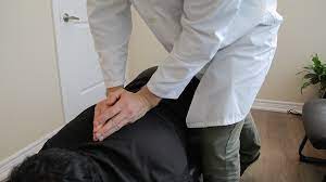 Back Pain From Breathing 7 Possible Causes And Treatment Options