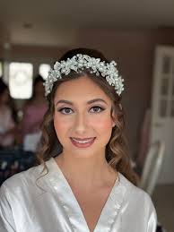 I La-la-loveeeed how this simple, matte makeup look came out 😍 Don't get  it twisted: It's still almost the same appoint of product as full glam.