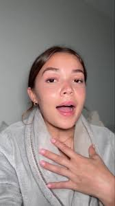 Mia Andrade (@miacoachesugc)