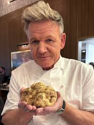 An amazing weekend with the teams at @hellskitchen @gordonramsayburger  @gordonramsaysteak and @ramsayskitchen in Las Vegas !