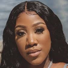 Keisha Rush's Instagram, Twitter & Facebook