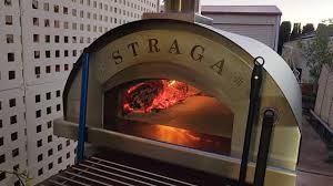 🍕 My setup, a Fontana Forni Marinara wood fired oven .. 🔥🔥🔥, . , . , .  , . , #pizza #pizzatime #pizzaporn #pizzalover #pizzaday #pizzanight  #pizzagourmet #pizzagram #pizzafattaincasa #homemadepizza ...