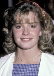 Fan Casting Elisabeth Shue as Lucy Scott in One Tree Hill (1983-92  Genderswap)