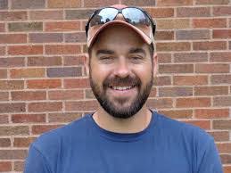 Larae Baker's Instagram, Twitter & Facebook