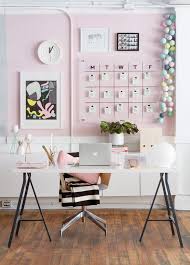 Here Are Our 9 Best Tips In Order To Achieve The Ultimate Girl Boss Work Office With A Side Of Practical Pink Office Decor Home Office Decor Home Office Design