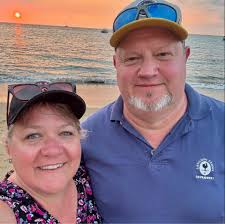 You're going through six degrees of separation🎶 Who remembers this  performance?