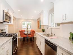 15 Of The Best Flip Or Flop Kitchens Flip Or Flop With Christina Anstead And Tarek El Moussa Hgtv In 2020 Flip Or Flop Hgtv Kitchens New Kitchen