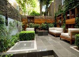 16 captivating modern landscape designs for a modern backyard. Urban Landscaping Urban Garden Design Small City Garden Patio Design