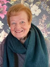 Diane Deroche's Instagram, Twitter & Facebook