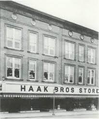 Haak Brothers Depoartment Store In Lebanon Pa Lebanon Pennsylvania Lebanon History National Cemetery