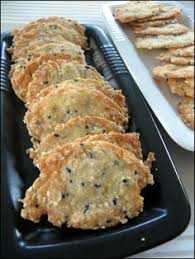 Faites Vos Propres Biscuits Apero Crackers A La Tomme De Savoie A La Table De Gaelle Recettes De Cuisine Cuisine Recette Apero Facile
