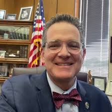 Jason Hicks (@jhicks869)