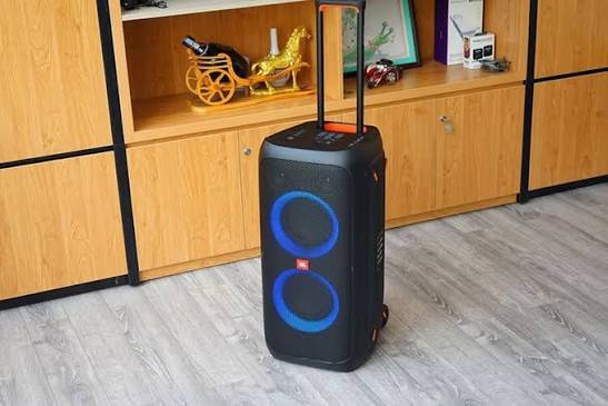 Loa kéo hát karaoke hay nhất 2025 nên mua loại nào? Gợi ý các mẫu loa