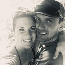 What are some recommendations for 1:1 math and reading tutors for a 6th  grader?