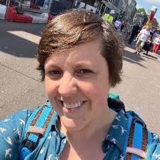 Fiona Carmichael💙🌻 (@FionaCarmichae1)