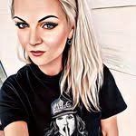 Crystal Karam's Instagram, Twitter & Facebook