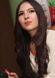 Olivia Jansen Perlu Perawatan Lebih untuk Kulit