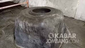 We did not find results for: Aneh Batu Lumpang Keluarkan Air Bersih Di Mojowarno Jombang Kabar Jombang