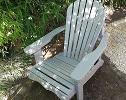 Sao Rafael Modern Vintage Reclaimed Wood Deck Chair Etsy In 2020 Garden Chairs Adirondack Chair Rustic Outdoor