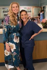 Regarder la serie grey's anatomy saison 14 episode 16 vostfr en streaming et gratuit en une bonne qualité. Grey S Anatomy Season 14 Episode 16 Photos Caught Somewhere In Time Seat42f