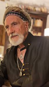 I met Syd Barrett in 1967 before anyone really knew who Pink Floyd was. We  had one night that changed everything, this is part one of the story. Do  you prefer Pink