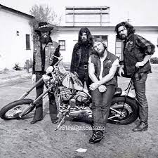 1 913 Me Gusta 8 Comentarios 1950s 70s So Cal Outlaws Outlawarchive En Instagram Straight Satans Mc Venice Forever Mcs Biker Life Vintage Motorcycles