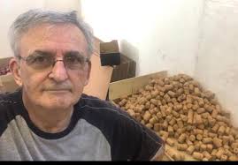 È con immenso dolore che annunciamo la scomparsa di Paolo Gonella,  insostituibile referente territoriale di tappodivino per la zona del Veneto  orientale. Una persona generosa e altruista, motivata e determinante nel  mondo