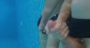Spy cum: underwater handjob and cum in swimming… ThisVid.com