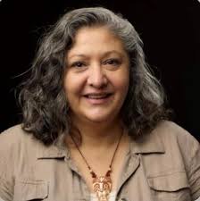 This week, shell carver Nancy Pheasant (Eastern Band of Cherokee Indians)  leads a free Community Learning workshop at the Museum. The multi-day  workshop filled up very quickly! We can't wait to see